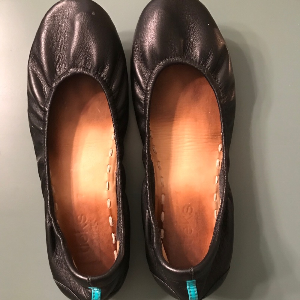 Taupe Size 7 Tieks